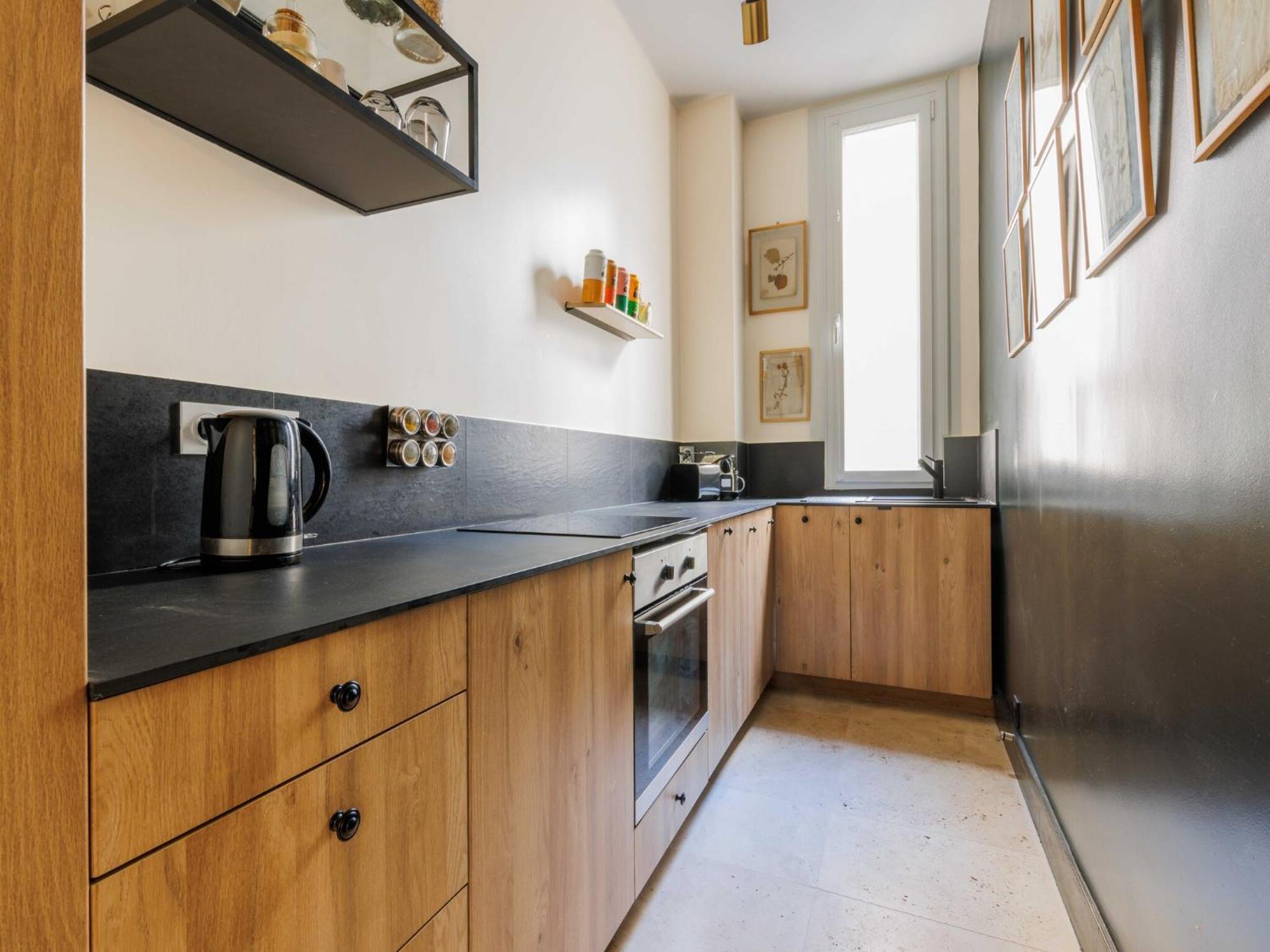 Superb 2bdr 4p - Palais Royal Apartment *